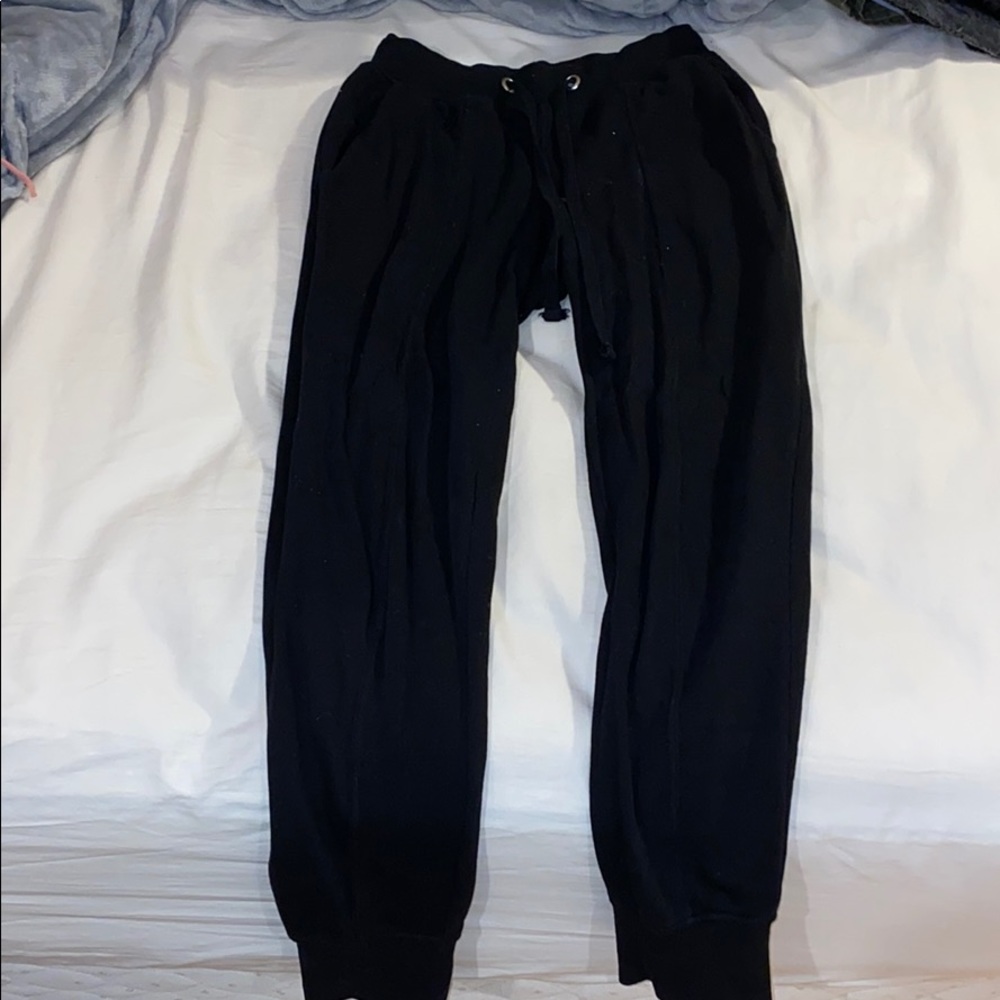 Black jogging